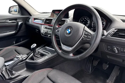 MT67PCZ BMW 1 Series 1.5 118i Sport Euro 6 (s/s) 5dr Thumbnail #8