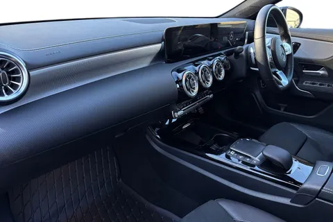 LB71WTN Mercedes-Benz A Class 1.3 A250e 15.6kWh AMG Line Edition (Premium Plus) 8G-DCT Euro 6 (s/s) 5dr Thumbnail #9