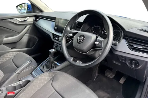 KY22TXV Škoda Kamiq 1.0 TSI SE DSG Euro 6 (s/s) 5dr Thumbnail #8