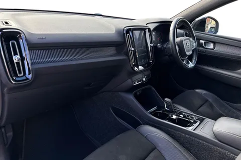 KX68NVP Volvo Xc40 2.0 T4 R-Design Pro Auto AWD Euro 6 (s/s) 5dr Thumbnail #9