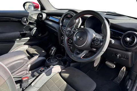 BD70CUW Mini Convertible 2.0 John Cooper Works Steptronic Euro 6 (s/s) 2dr Thumbnail #8