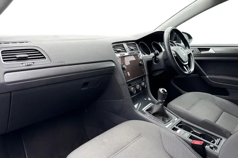 YE19JDW Volkswagen Golf 1.5 TSI EVO Match Euro 6 (s/s) 5dr Thumbnail #9