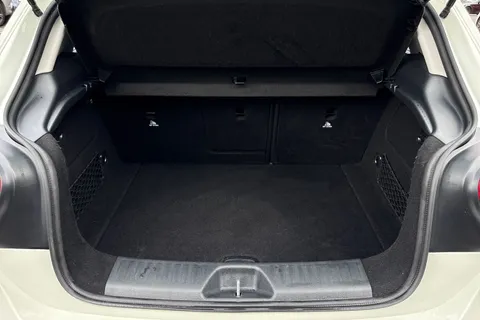 PY66DEU Mercedes-Benz A Class 1.5 A180d Sport (Executive) Euro 6 (s/s) 5dr Thumbnail #10