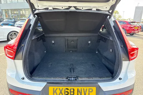 KX68NVP Volvo Xc40 2.0 T4 R-Design Pro Auto AWD Euro 6 (s/s) 5dr Thumbnail #10
