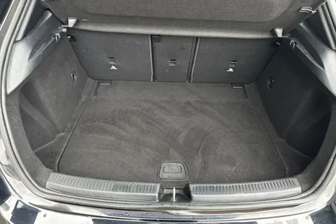 KD19WMT Mercedes-Benz A Class 1.3 A200 AMG Line 7G-DCT Euro 6 (s/s) 5dr Thumbnail #10