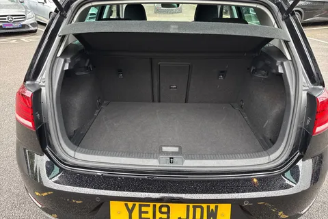 YE19JDW Volkswagen Golf 1.5 TSI EVO Match Euro 6 (s/s) 5dr Thumbnail #10