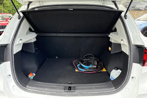 DL23YCR MG Mg Zs 72.6kWh Trophy Long Range Auto 5dr Thumbnail #10