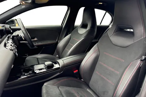 KD19WMT Mercedes-Benz A Class 1.3 A200 AMG Line 7G-DCT Euro 6 (s/s) 5dr Thumbnail #11