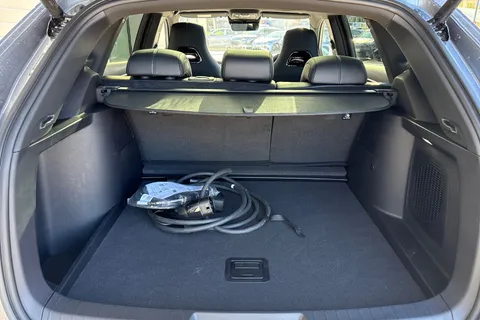 DG25RWU BYD Seal U 1.5 DM-i 18.3kWh Boost CVT Auto Euro 6 (s/s) 5dr Thumbnail #10