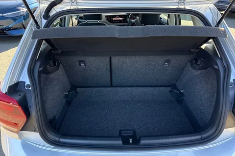 DH19SKX Volkswagen Polo 1.0 EVO SE 5dr | Remote Central Locking Thumbnail #7