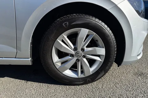 DH19SKX Volkswagen Polo 1.0 EVO SE 5dr | Remote Central Locking Thumbnail #10