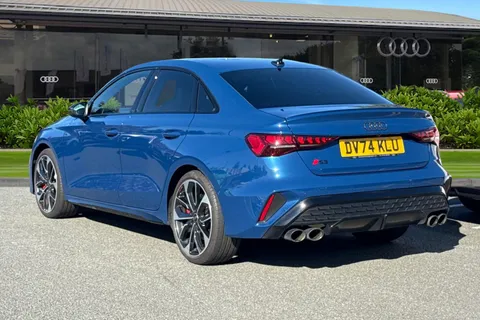 DV74KLU Audi S3 Black Edition TFSI 333 PS S tronic Thumbnail #3