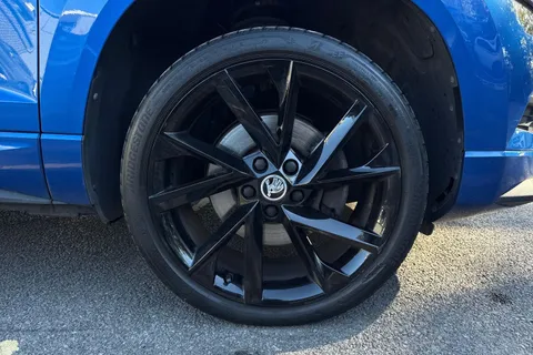 PX20OSC Škoda Karoq 1.5 TSI ACT SportLine Euro 6 (s/s) 5dr Thumbnail #7