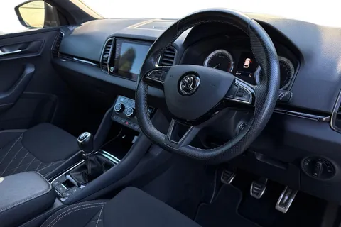 PX20OSC Škoda Karoq 1.5 TSI ACT SportLine Euro 6 (s/s) 5dr Thumbnail #8