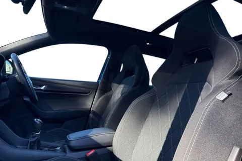 PX20OSC Škoda Karoq 1.5 TSI ACT SportLine Euro 6 (s/s) 5dr Thumbnail #11