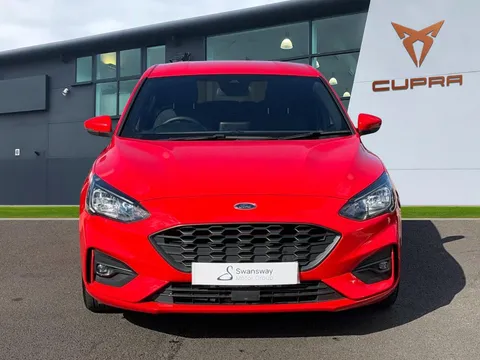 MX20WUT Ford Focus 1.0T EcoBoost ST-Line Euro 6 (s/s) 5dr Thumbnail #6