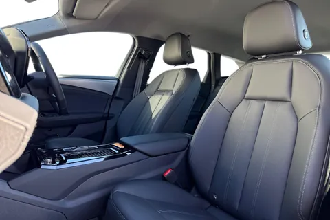 Audi A6 E-Tron Avant 100kWh Performance Sport Auto 5dr Thumbnail #16