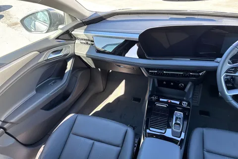 Audi A6 E-Tron Avant 100kWh Performance Sport Auto 5dr Thumbnail #20