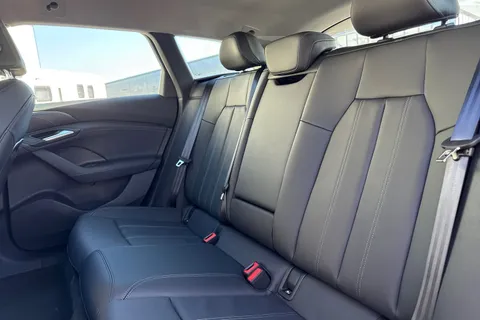 Audi A6 E-Tron Avant 100kWh Performance Sport Auto 5dr Thumbnail #29