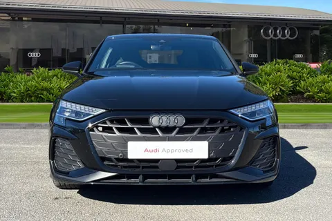 KN74ZDO Audi A3 Black Edition 35 TFSI 150 PS S tronic Thumbnail #6