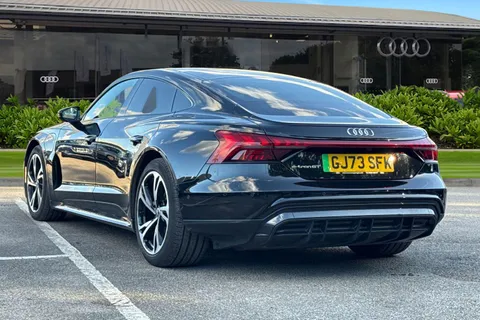 GJ73SFK Audi e-tron GT GT    quattro 350,00 kW Thumbnail #3