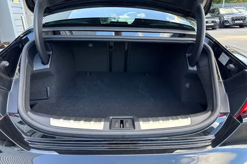 GJ73SFK Audi e-tron GT GT    quattro 350,00 kW Thumbnail #7