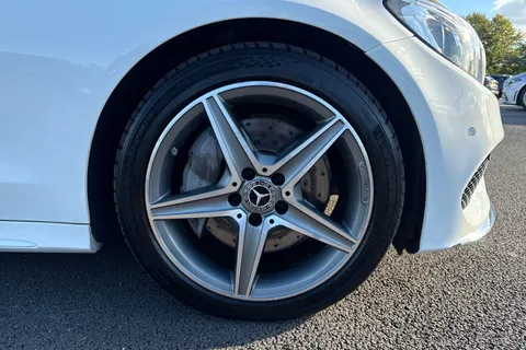YY67JTO Mercedes-Benz C Class 2.1 C300dh AMG Line (Premium) G-Tronic+ Euro 6 (s/s) 4dr Thumbnail #10