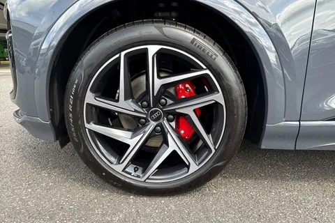 Audi Q6 E-Tron 100kWh Edition 1 Auto quattro 5dr Thumbnail #11