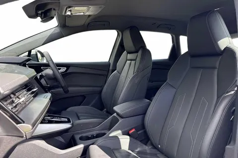 LR74WFH Audi Q4 e-tron 210kW 45 82kWh Sport 5dr Auto [Leather] Thumbnail #11