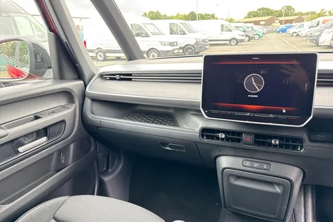 CX75BUZ Volkswagen ID. Buzz Pro 86kWh GTX MPV 5dr Electric Auto 4Motion (LWB, 7Seat) (340 ps) Thumbnail #15