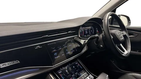 GY72DBZ Audi Q7 Sport 55 TFSI quattro 340 PS tiptronic Thumbnail #2