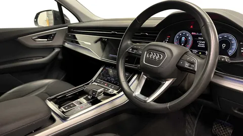 GY72DBZ Audi Q7 Sport 55 TFSI quattro 340 PS tiptronic Thumbnail #6