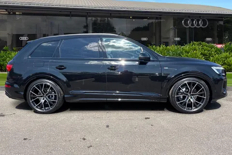 Audi Q7 3.0 TDI V6 Black Edition Tiptronic quattro Euro 6 (s/s) 5dr Thumbnail #4