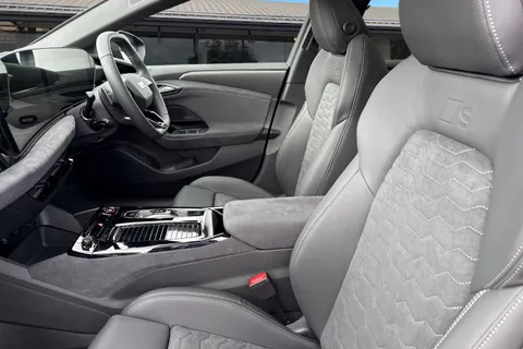  Audi A6 E-Tron Avant 83kWh Edition 1 Auto 5dr Thumbnail #16