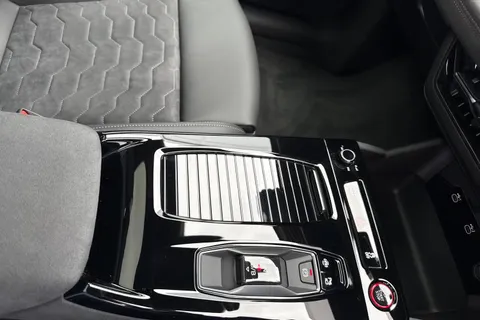  Audi A6 E-Tron Avant 83kWh Edition 1 Auto 5dr Thumbnail #23