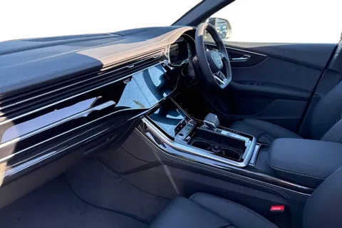  Audi SQ8 4.0 TFSI V8 Black Edition Tiptronic quattro Euro 6 (s/s) 5dr Thumbnail #15