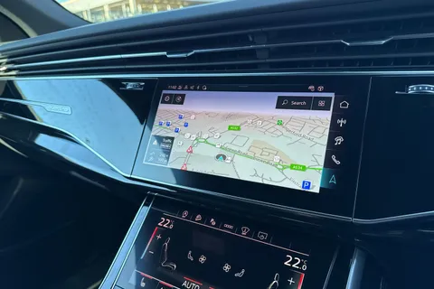  Audi SQ8 4.0 TFSI V8 Black Edition Tiptronic quattro Euro 6 (s/s) 5dr Thumbnail #17