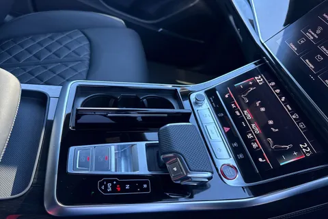  Audi SQ8 4.0 TFSI V8 Black Edition Tiptronic quattro Euro 6 (s/s) 5dr Thumbnail #23
