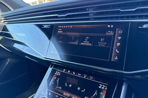  Audi SQ8 4.0 TFSI V8 Black Edition Tiptronic quattro Euro 6 (s/s) 5dr Thumbnail #41