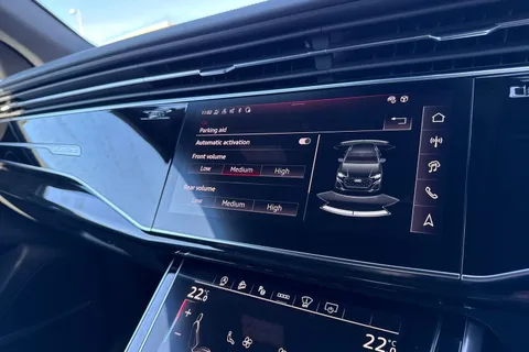  Audi SQ8 4.0 TFSI V8 Black Edition Tiptronic quattro Euro 6 (s/s) 5dr Thumbnail #48