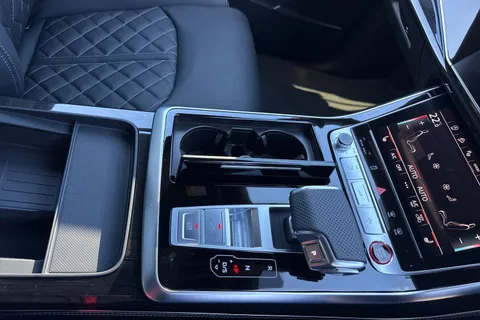  Audi SQ8 4.0 TFSI V8 Black Edition Tiptronic quattro Euro 6 (s/s) 5dr Thumbnail #55