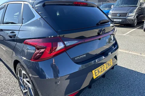 EK22ZNZ Hyundai I20 1.0 T-GDi MHEV Premium DCT Euro 6 (s/s) 5dr Thumbnail #8