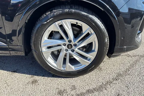  Audi Q7 3.0 TDI V6 S line Tiptronic quattro Euro 6 (s/s) 5dr Thumbnail #10