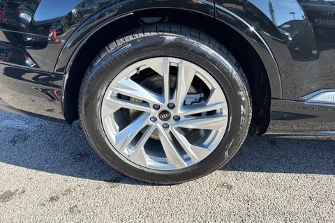  Audi Q7 3.0 TDI V6 S line Tiptronic quattro Euro 6 (s/s) 5dr Thumbnail #11