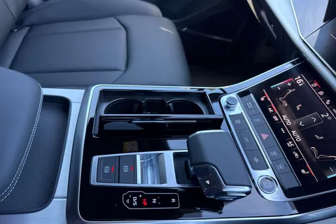  Audi Q7 3.0 TDI V6 S line Tiptronic quattro Euro 6 (s/s) 5dr Thumbnail #23