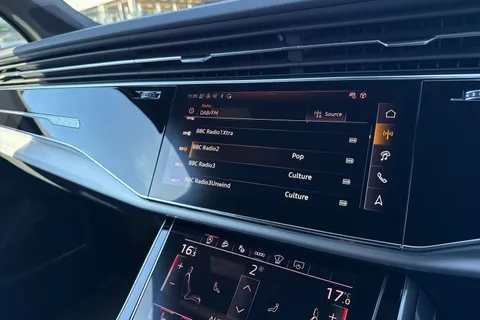  Audi Q7 3.0 TDI V6 S line Tiptronic quattro Euro 6 (s/s) 5dr Thumbnail #37