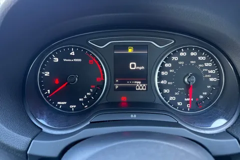 40 of 50 for AUDI A3 2.0 TDI SE Technik 3dr S Tronic