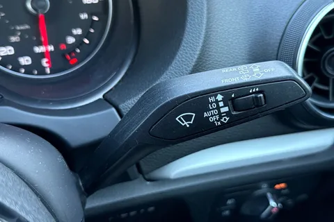 42 of 50 for AUDI A3 2.0 TDI SE Technik 3dr S Tronic