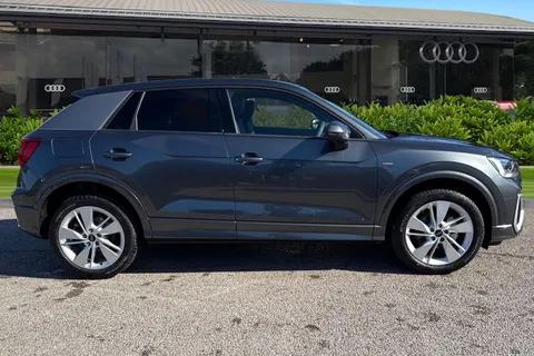  Audi Q2 1.5 TFSI CoD 35 S line S Tronic Euro 6 (s/s) 5dr Thumbnail #4