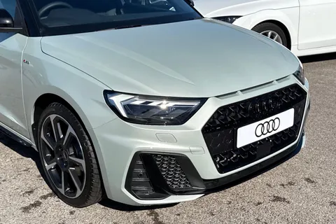 Audi A1 1.0 TFSI 30 Black Edition Sportback S Tronic Euro 6 (s/s) 5dr Thumbnail #9